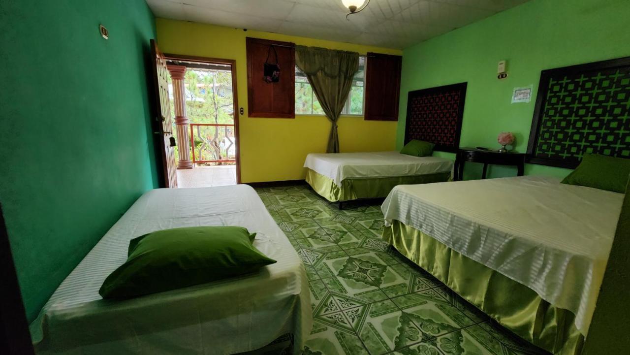 Hotel Y Restaurante Las Margaritas Perquín Eksteriør billede