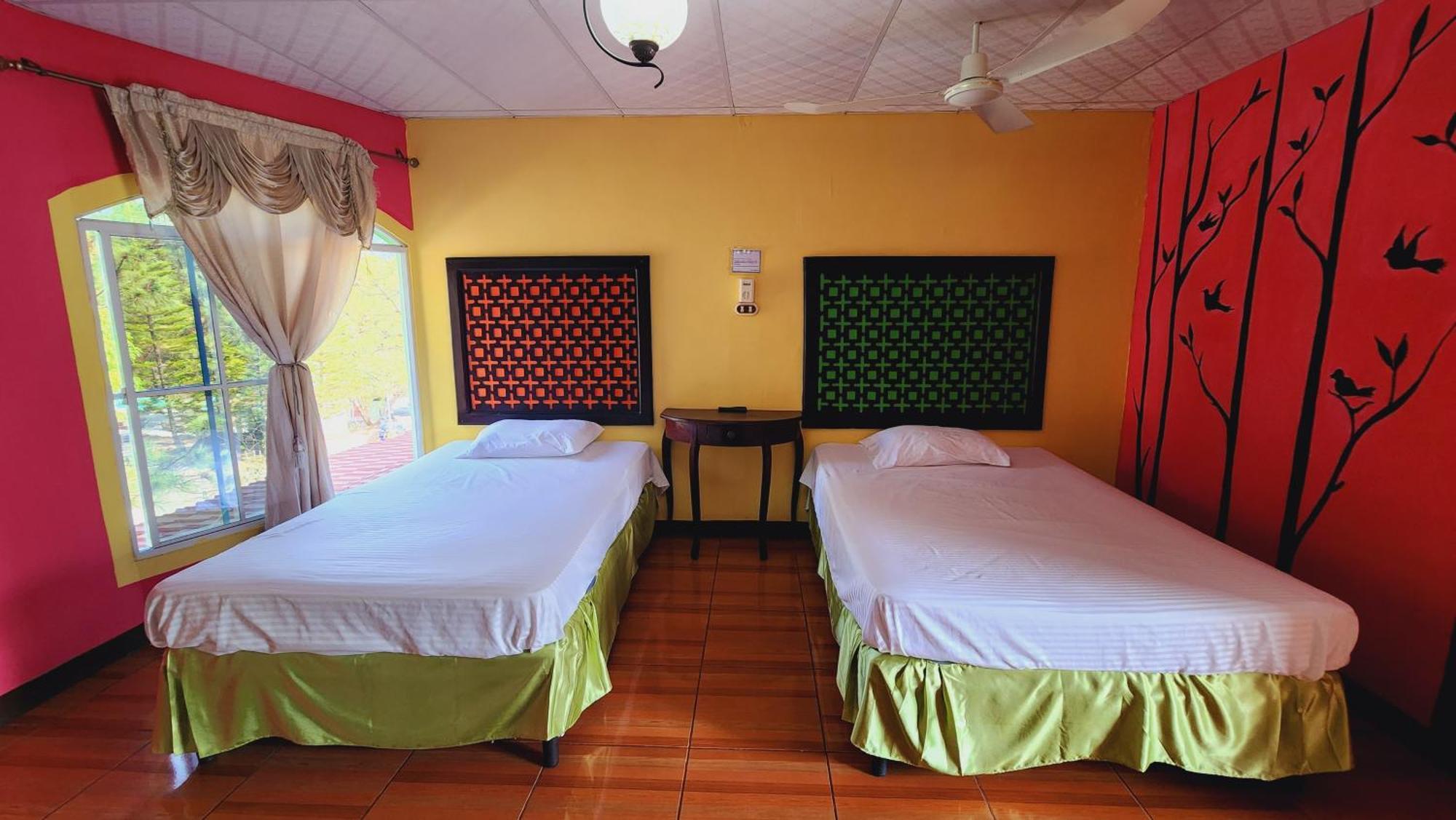 Hotel Y Restaurante Las Margaritas Perquín Værelse billede