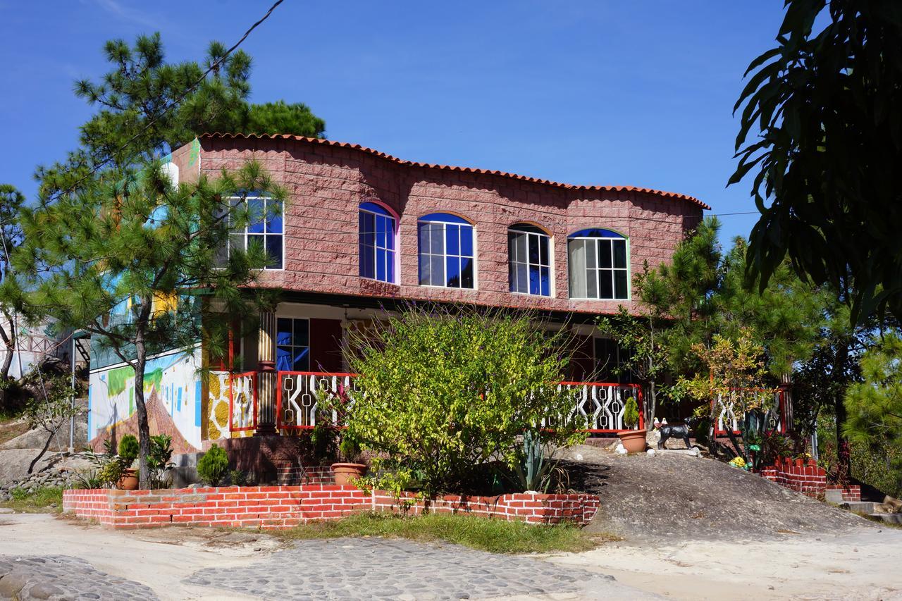 Hotel Y Restaurante Las Margaritas Perquín Eksteriør billede