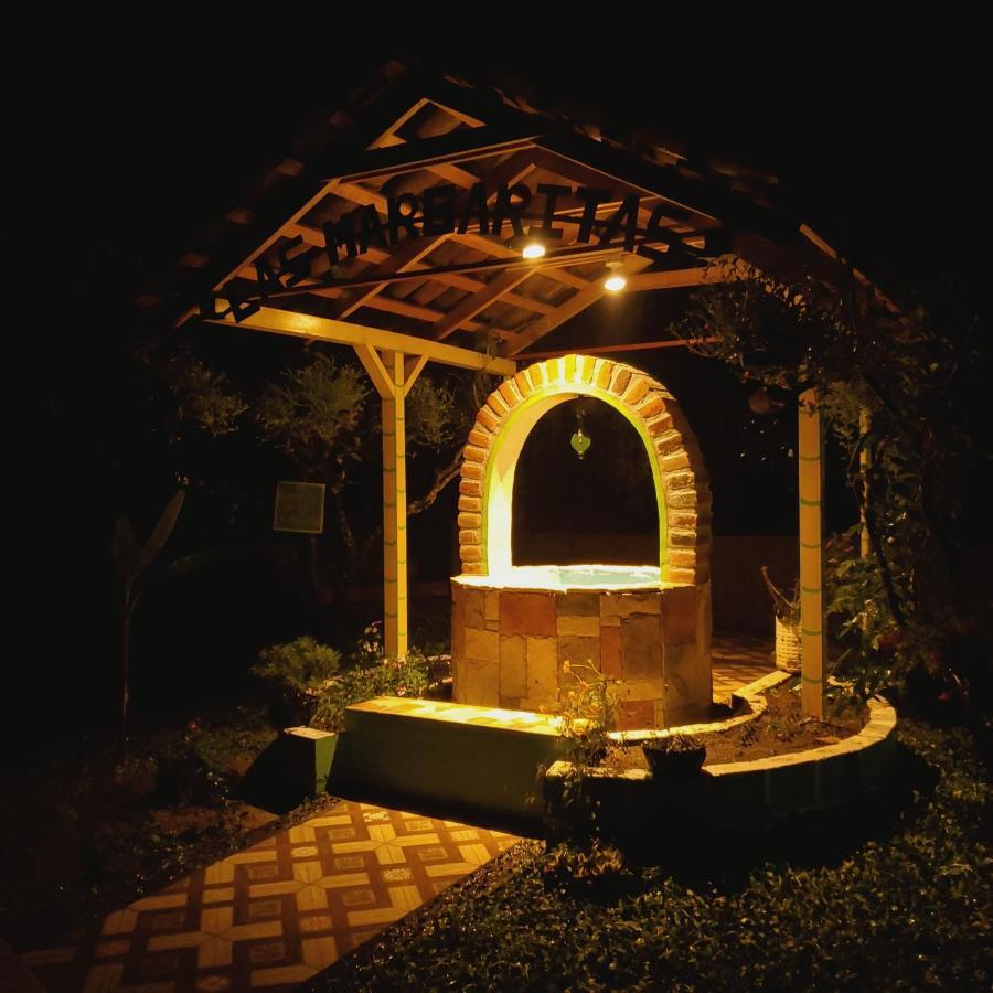 Hotel Y Restaurante Las Margaritas Perquín Eksteriør billede